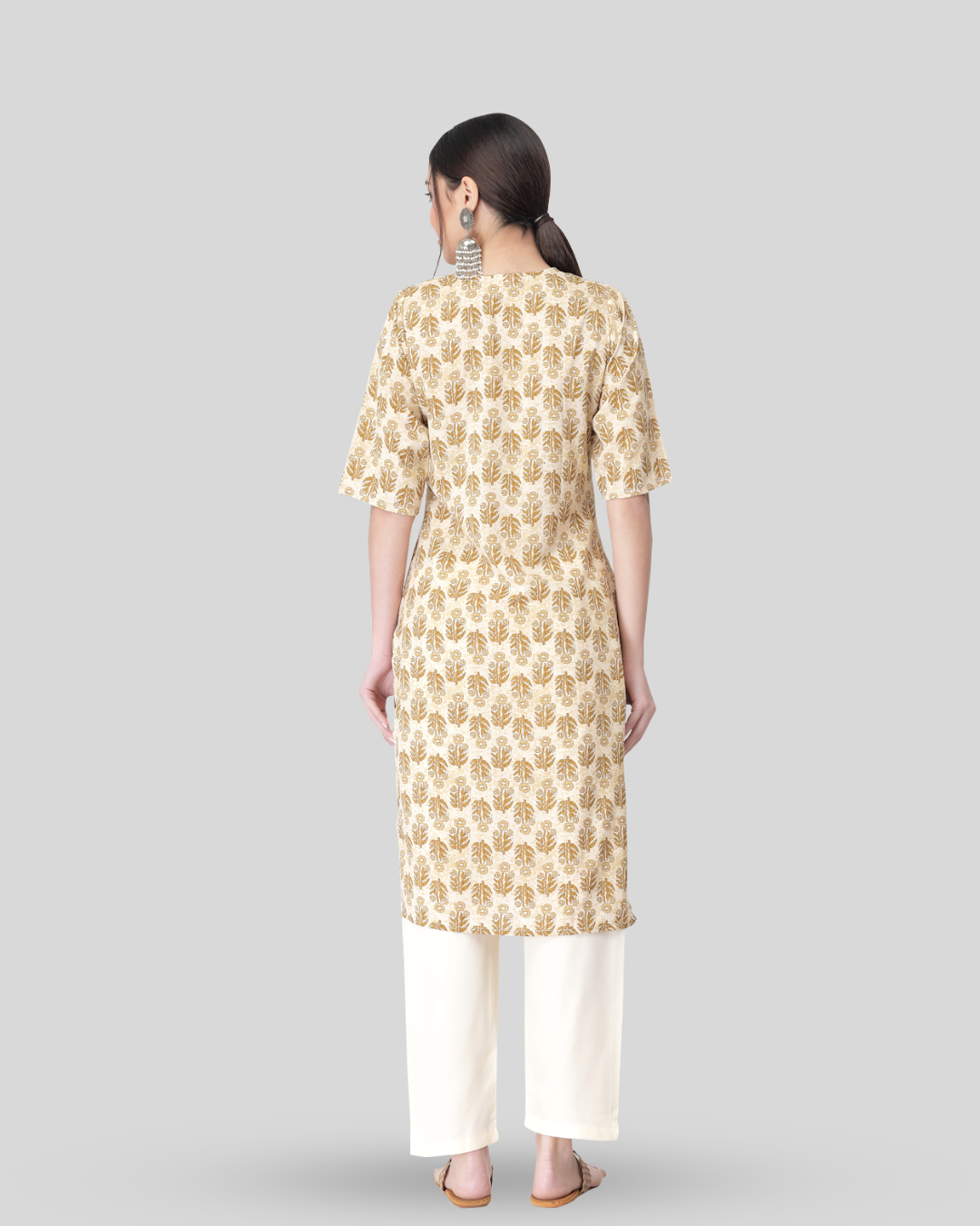 Flower Field Printed Kurta With Pant
