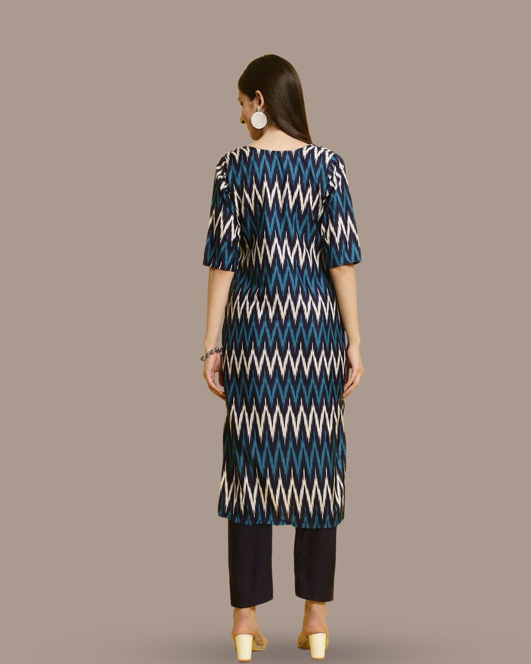 Contemporary Zigzag Charm Kurta With Pant