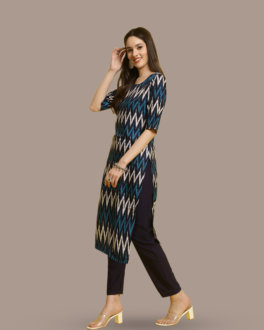 Contemporary Zigzag Charm Kurta With Pant