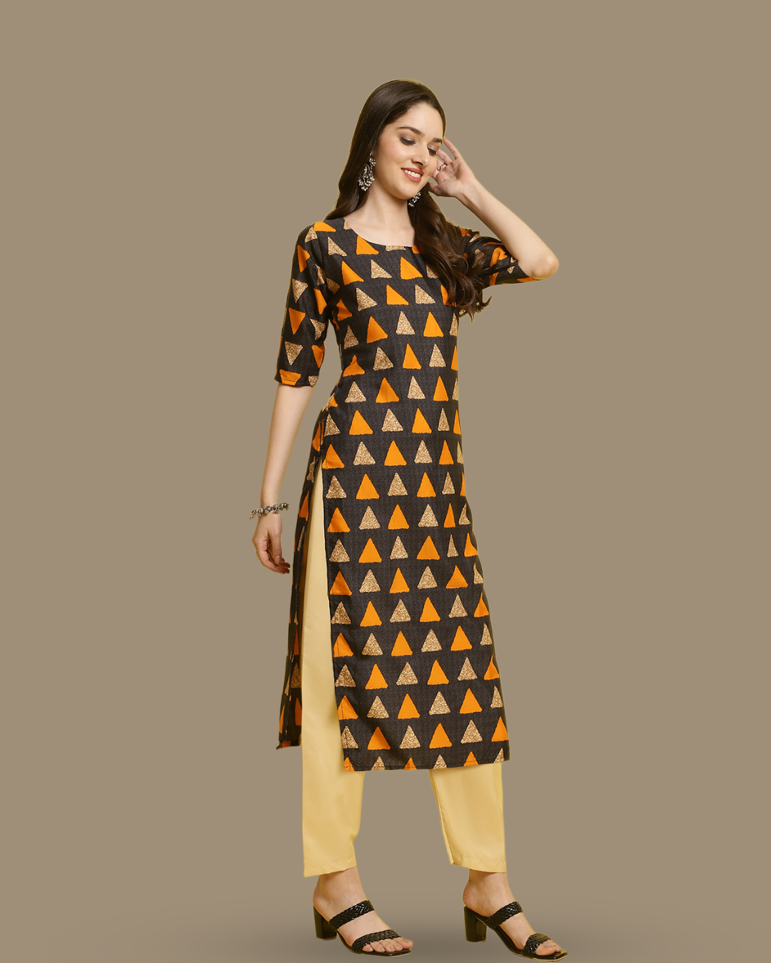 Triangular Charm Black Kurta With Pant
