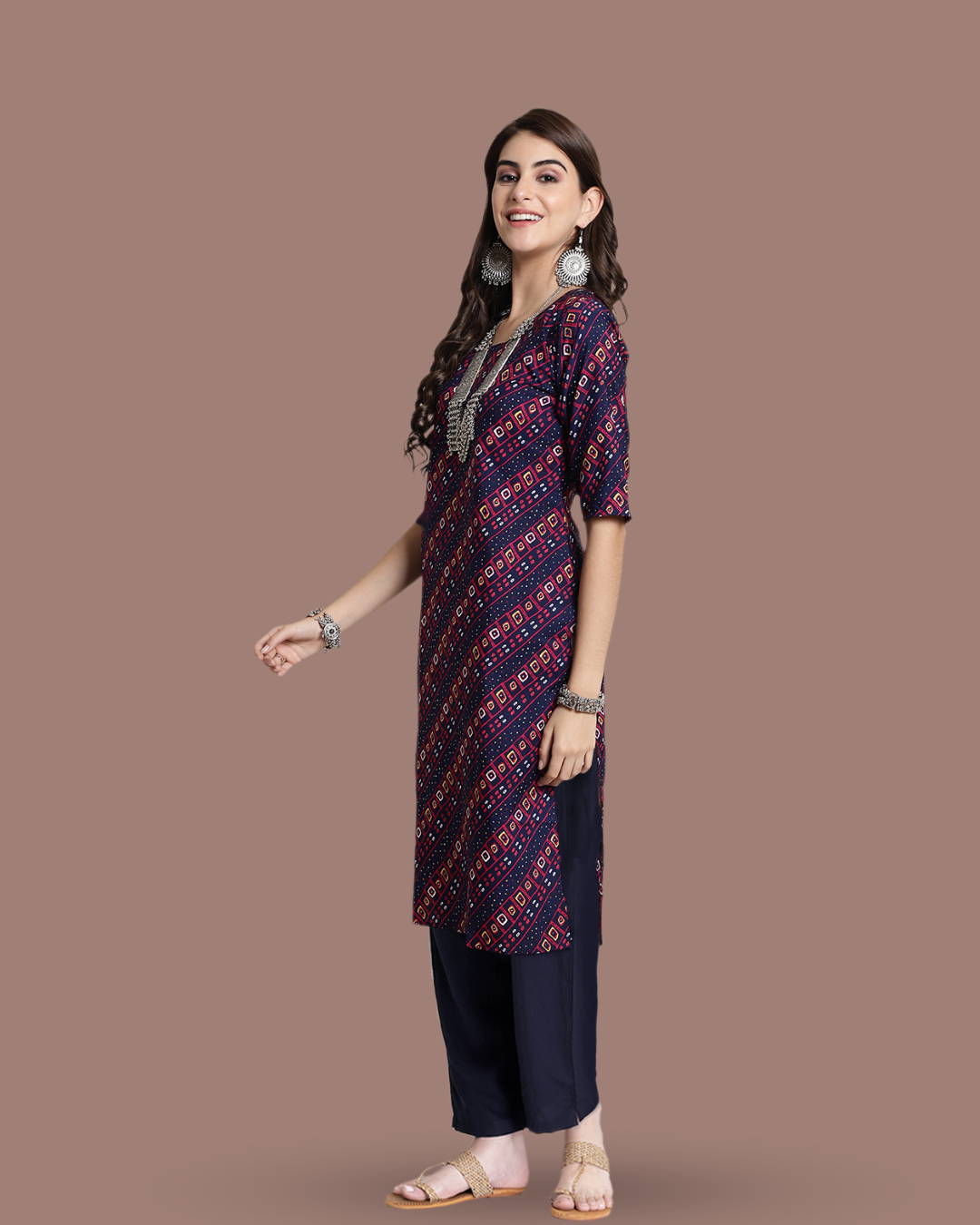 Classic Beauty Navy Blue Bandhani Kurta With Pant