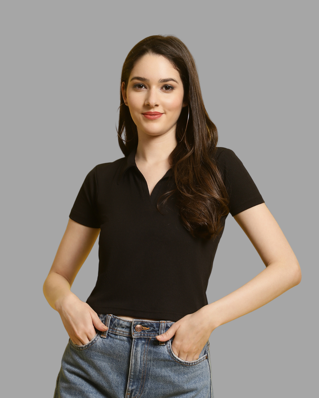 Black Collar Elegance
