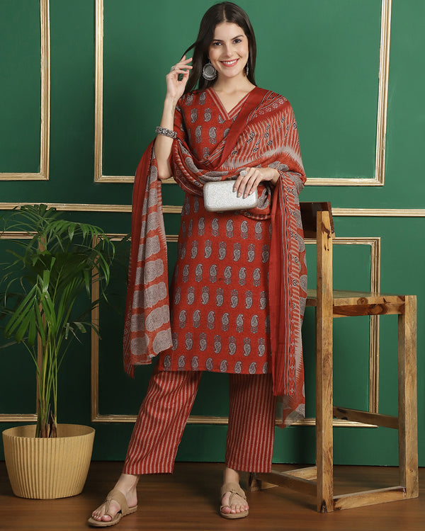 Cultural Red Print Kurta Set - Set of 3