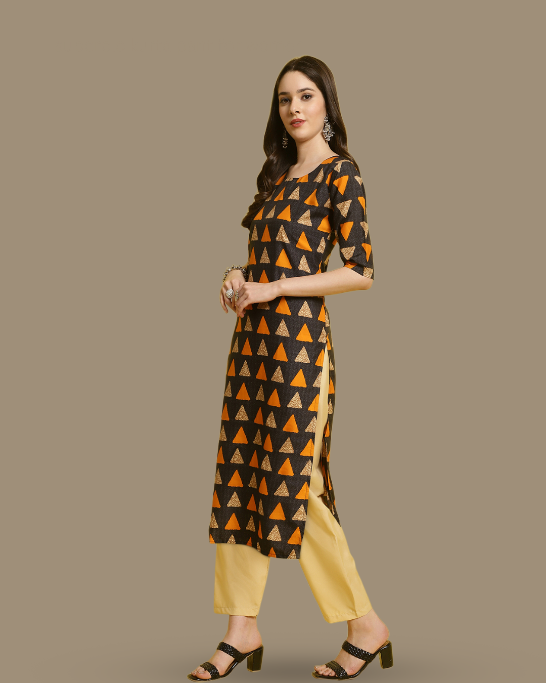 Triangular Charm Black Kurta With Pant