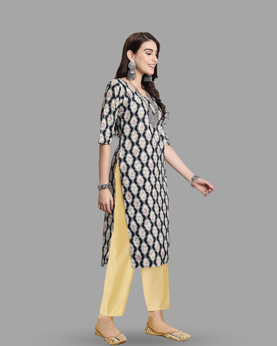 Regal Black Ethnic Print Kurta With Pant
